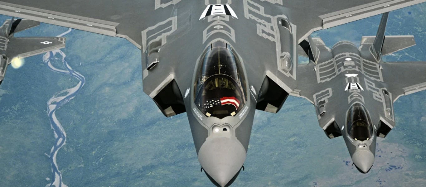 F-35 καταστρέφει ταυτόχρονα πέντε στόχους με «έξυπνες» βόμβες Paveway IV - Δείτε βίντεο